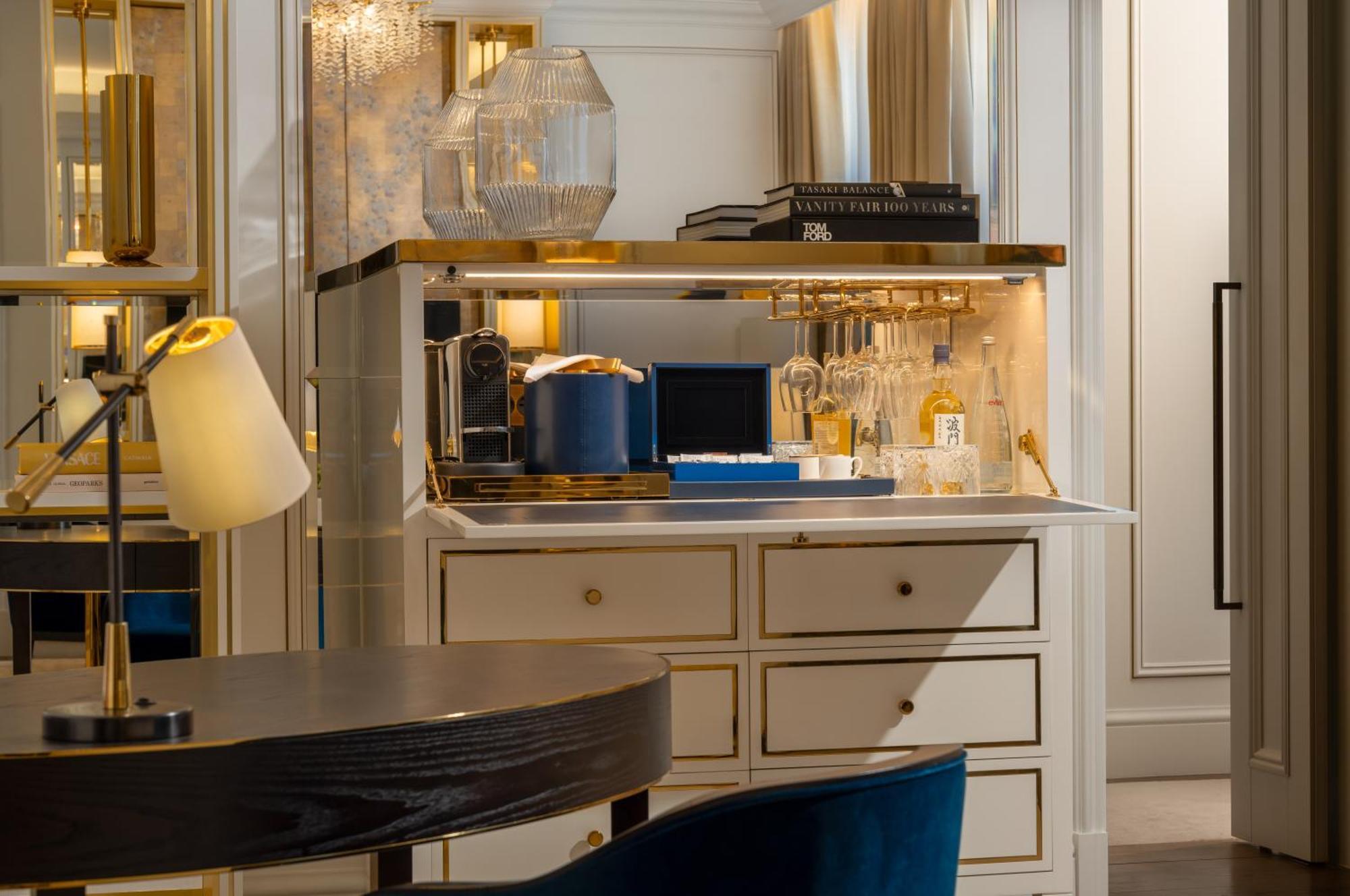 Corinthia Grand Hotel Du Boulevard ブカレスト エクステリア 写真
