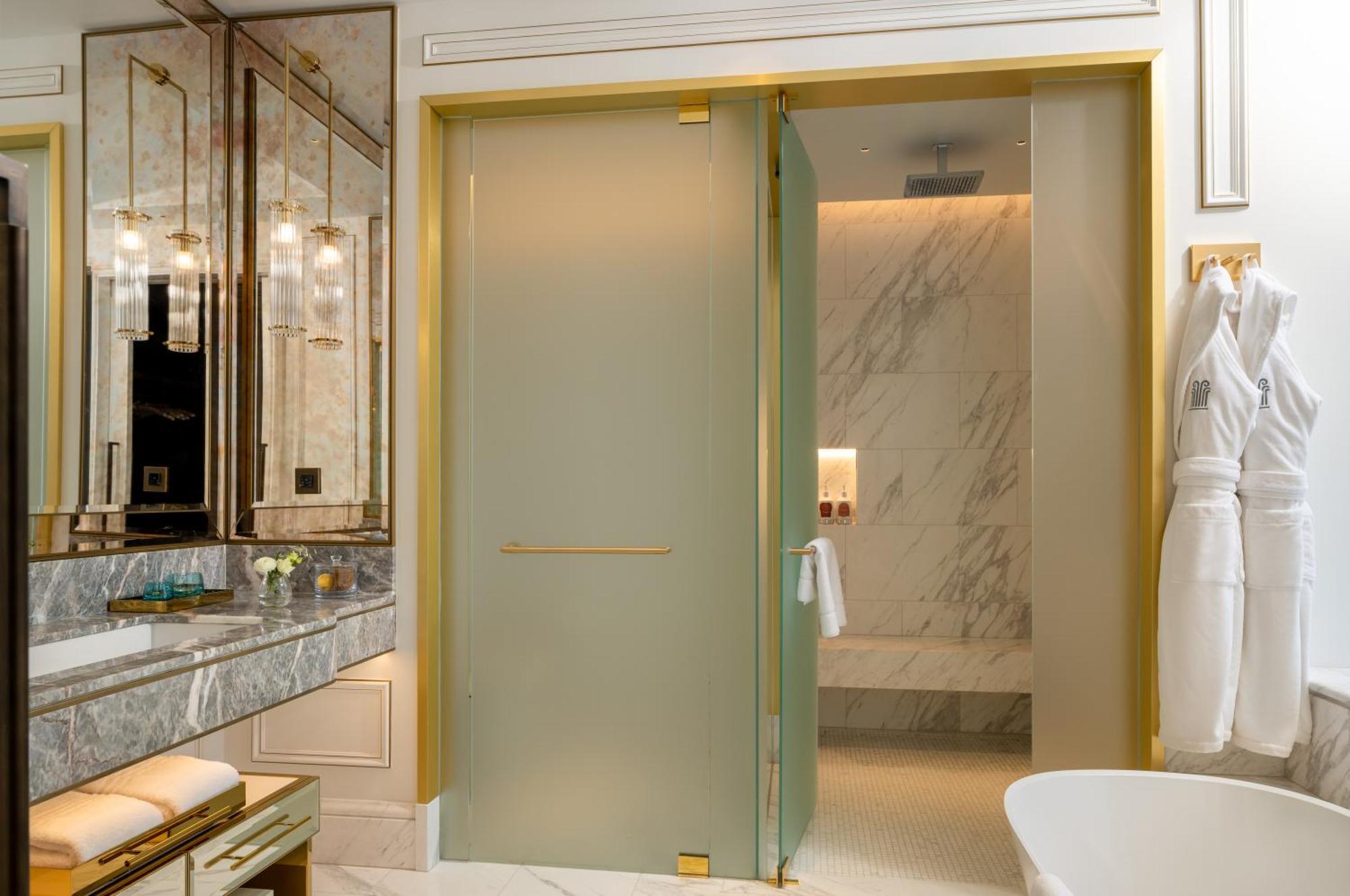 Corinthia Grand Hotel Du Boulevard ブカレスト エクステリア 写真