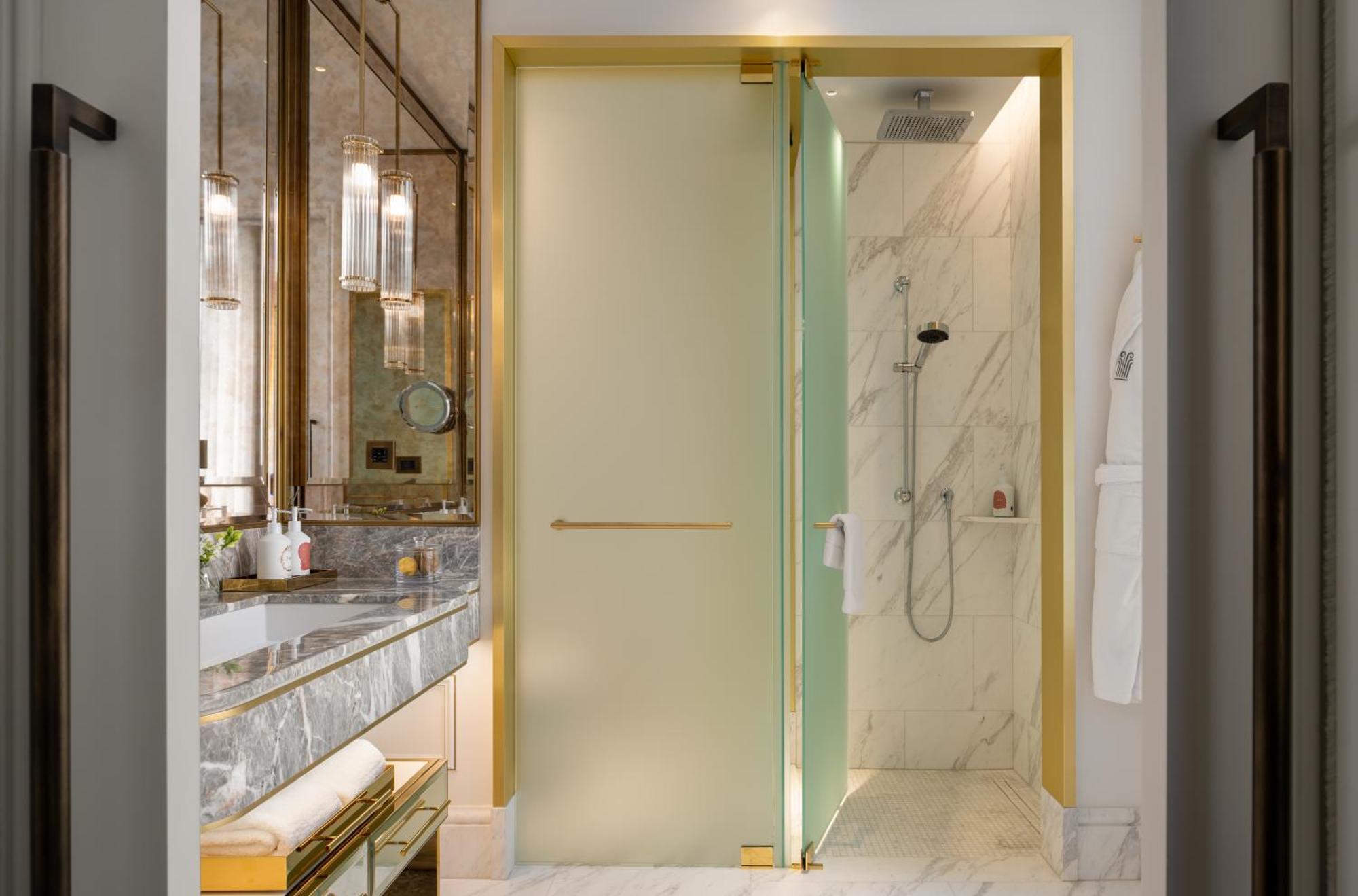 Corinthia Grand Hotel Du Boulevard ブカレスト エクステリア 写真